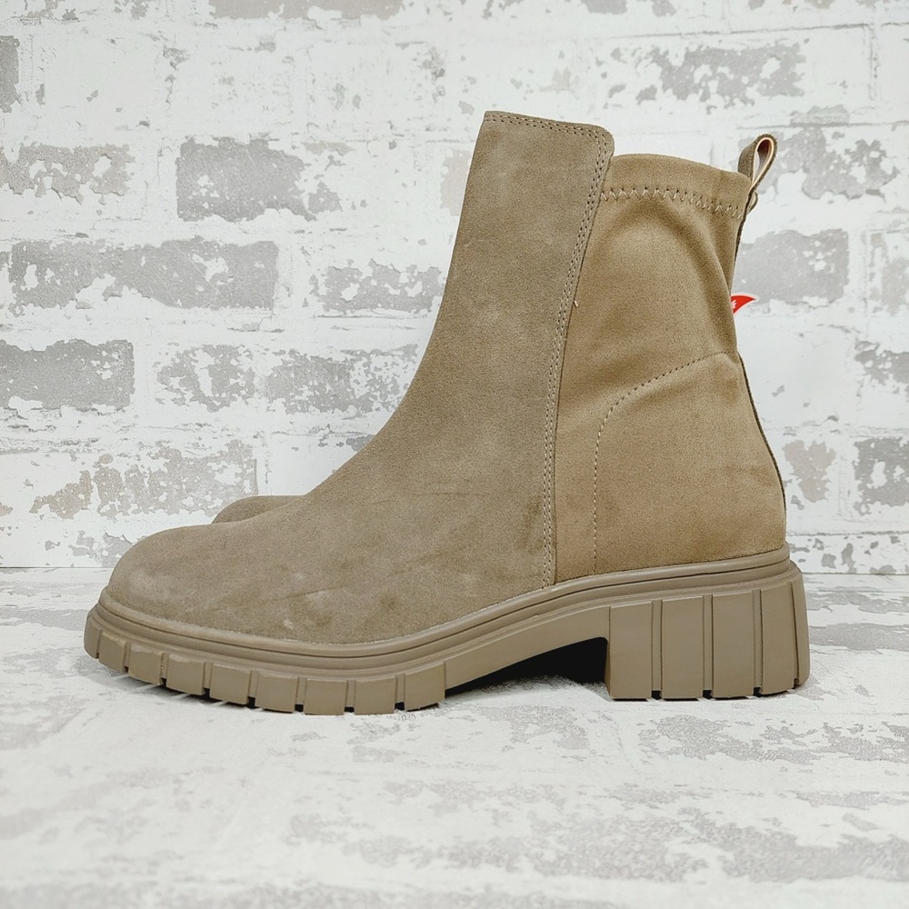 NEW Blondo Prestly Waterproof Tan Leather Ankle Bootie F484